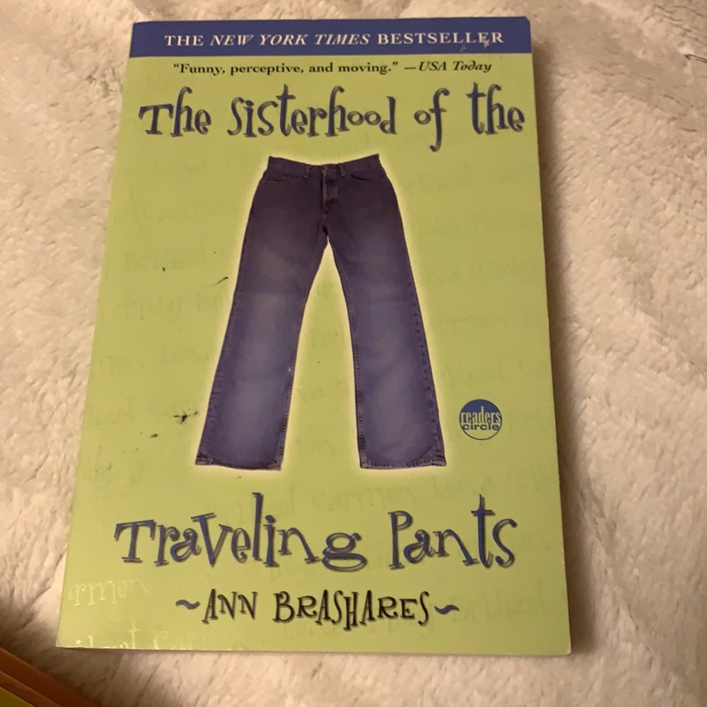 Sisterhood of the Traveling Pants series - Picture 2 of 5